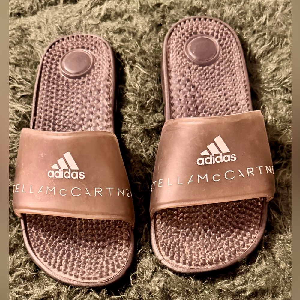 Adidas by Stella McCartney Adissage Slides Size 8 and size 7 Women’s